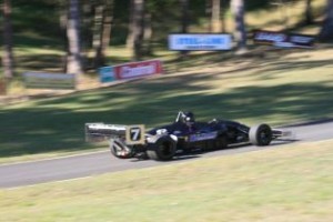 Warwick in the RPV02 at Mt Cotton Round 3